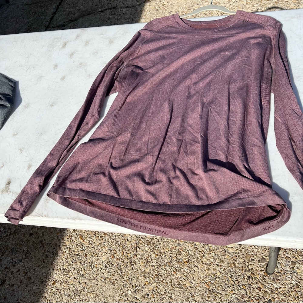 Lululemon XXL maroon long sleeve